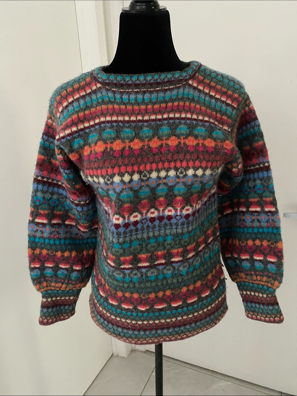 Lady Clansman 100% Wool bright Multicolor Fair Isle Crewneck Sweater Size Small